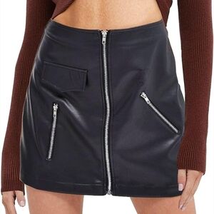 NWOT Boutique Women's Faux Leather Mini Skirt L
